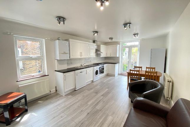 Thumbnail Flat to rent in Granville Road, Southfields