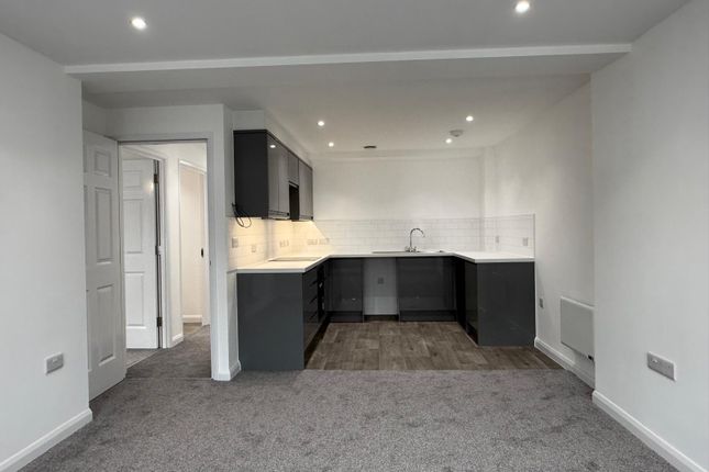 Flat C, Taunton photo 3