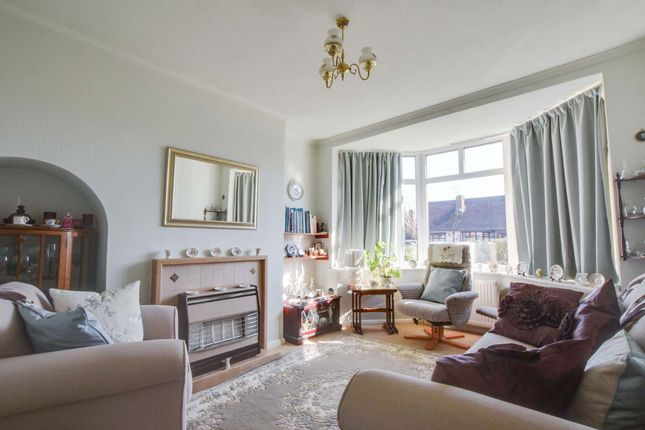 43 Earlswood Road, Leicester photo 2