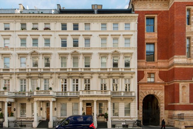 Thumbnail Flat for sale in Princes Gate, Knightsbridge, London