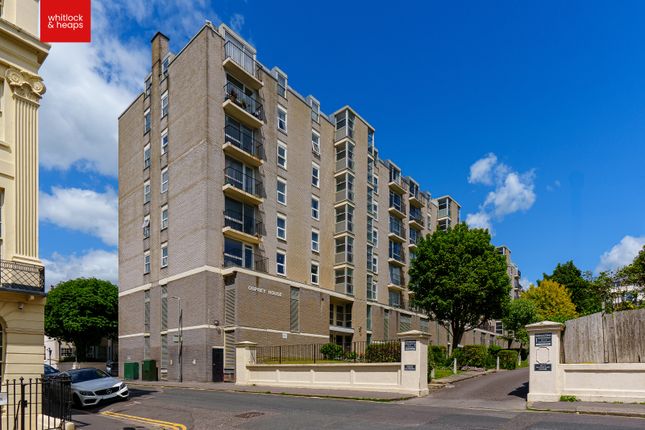 1-bed flat on 24 Osprey House, Sillwood Place, Brighton, £170,000