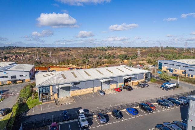 Industrial to let in The Fulcrum, Vantage Way, Poole