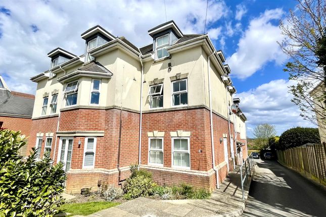 Flat for sale in Southbourne Road, Southbourne, Bournemouth