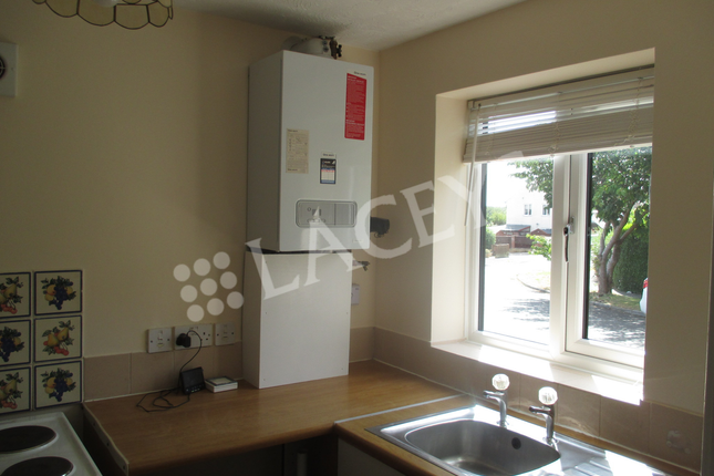 59 Buckle Place, Yeovil photo 3