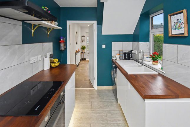 33, East Crescent, Weldon photo 4