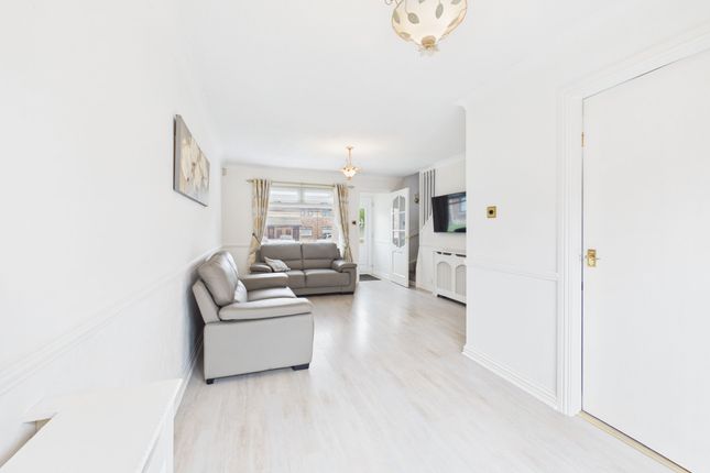 27 Mournian Way, Hamilton photo 4