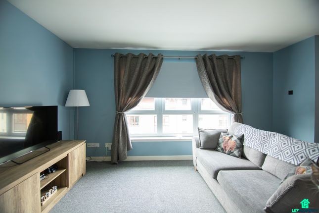 Flat for sale in Saucel Place, Paisley