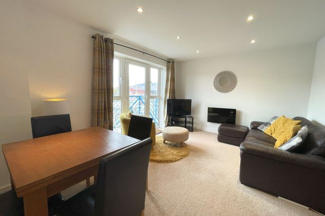 Empress House, Swansea photo 3