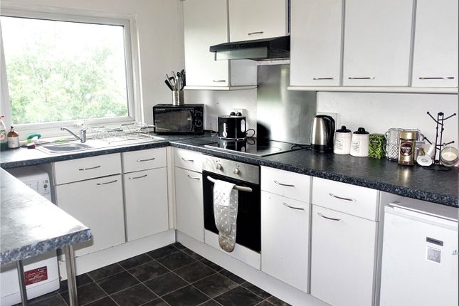 Flat 6, 439-441,, Wellingborough Road, Northamptonshire photo 3