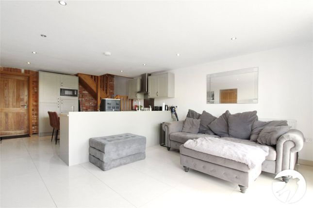 Annexe, Melliker Farm Oast,, Longfield Road, Gravesend photo 5