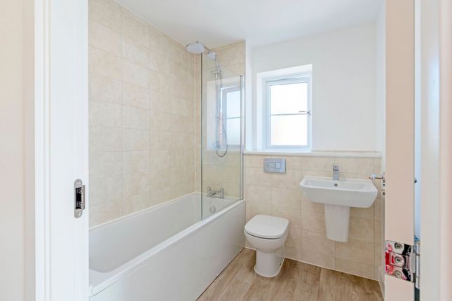 Terraced house for sale in Lowestoft Road, Hopton