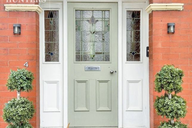 4, Claycliffe Road, Barnsley photo 4