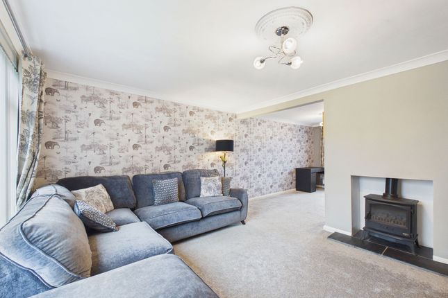 65 Whitestiles, Workington photo 3