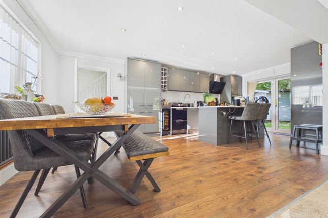 Windrush Close, Great Ashby, Stevenage photo 2