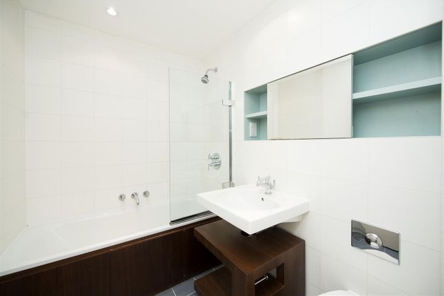 Flat for sale in Bombay Wharf, Rotherhithe Street