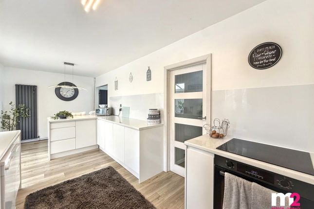 8, Rankine Close, Newport photo 4