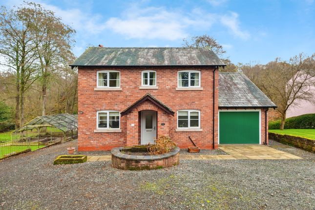2-bed house on Holly Cottage, Breech Moss Lane, Frodsham, £630,000