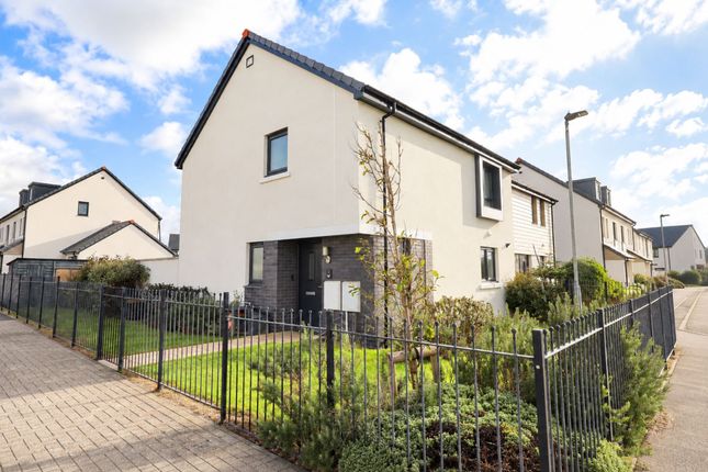 3-bed semi-detached on 7 Boathouse Terrace, Wadebridge, £330,000