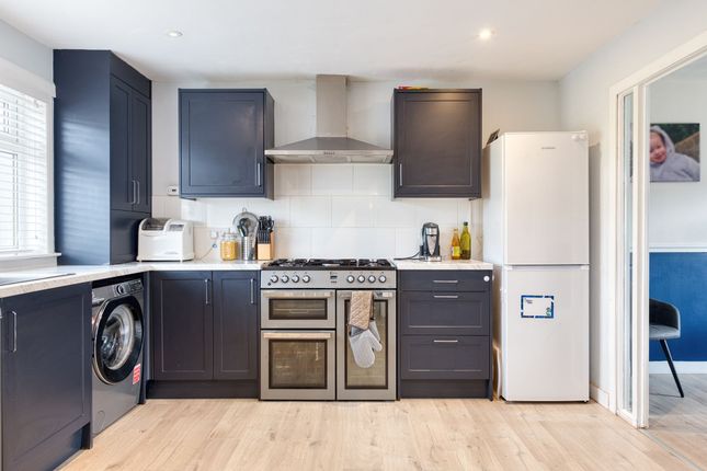 50 Muirfield Way, Deans photo 4