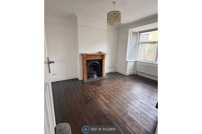 Hounslow Road, Twickenham photo 3