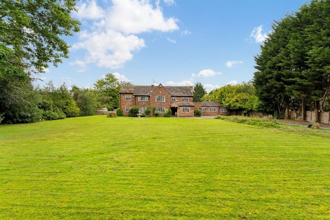 405 Hale Road, Altrincham photo 4