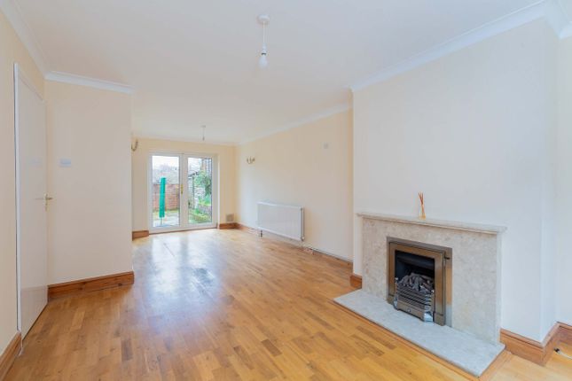 The Conifers, Lower Road, Cookham photo 3
