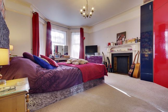 Flat for sale in Maxwell Road, Winton, Bournemouth