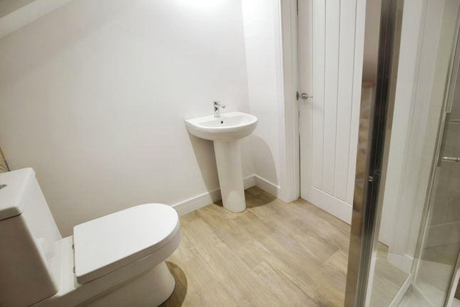 34H, Bell Street, Wigston photo 4