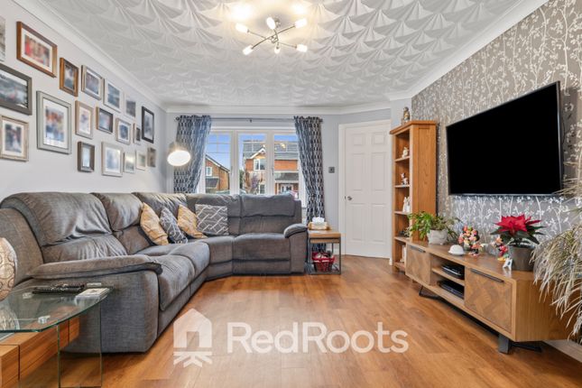 17 Radcliffe Lane, Scawthorpe, South Yorkshire photo 3