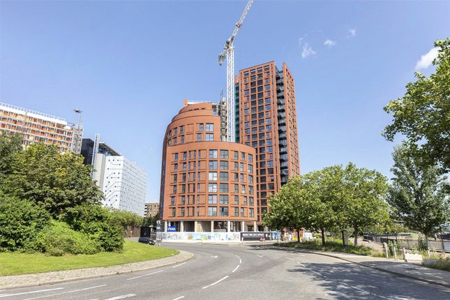 Flat for sale in Handlebury House, 4 Leamouth Road, Orchard Wharf, London