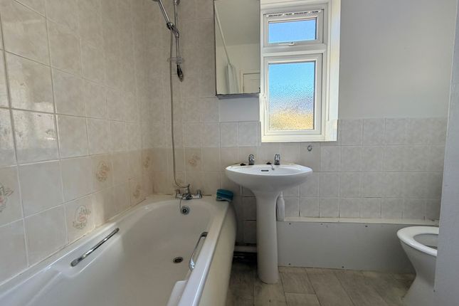 Flat 3, 29 Castle Road, Whitstable photo 5