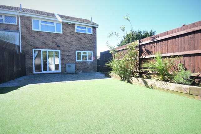 End terrace house to rent in Moore Close, Brenzett, Romney Marsh