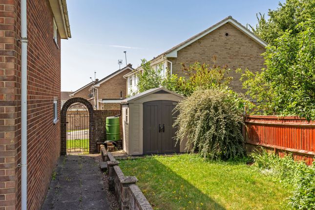 15 Lovell Close, Winchester photo 4