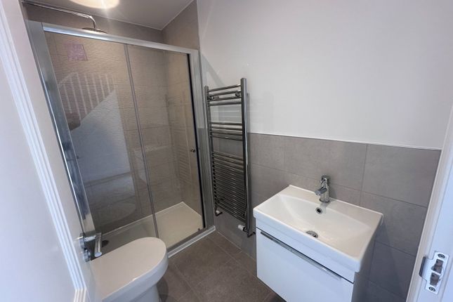 43, Edward Way, Polegate photo 5