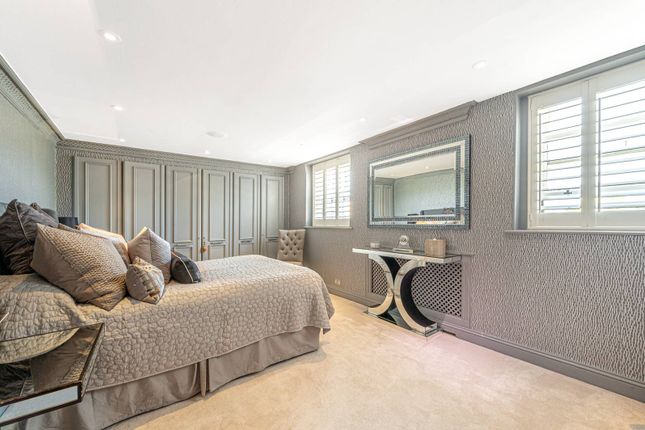 Thumbnail Property to rent in Hanover Terrace, Regent's Park, London