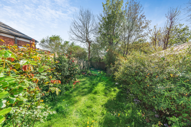 82, Blackacre Road, Dudley photo 4