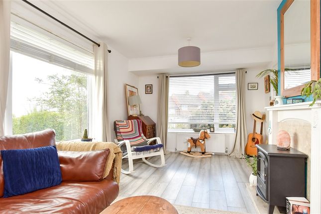 Langley Crescent Woodingdean, Brighton photo 4