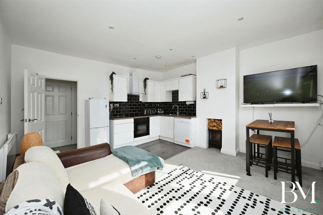 Flat 3, 18, Sheep Street, Rugby photo 3