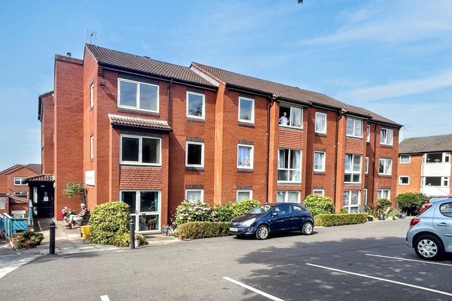 1-bed flat on 1, Bidston Road, Prenton, £10,000