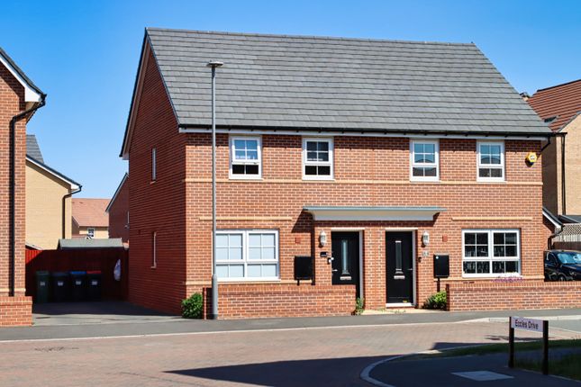 Thumbnail Semi-detached house to rent in Robinson Crescent, Eagle Farm South, Milton Keynes