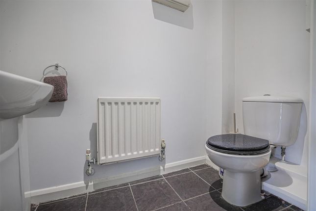 9, Fourdrinier Way, Hemel Hempstead photo 4
