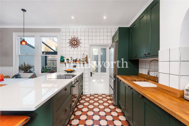 Terraced house to rent in Hewitt Avenue, London