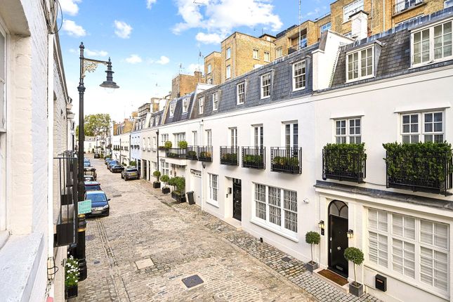 69, Eaton Mews North, London photo 5