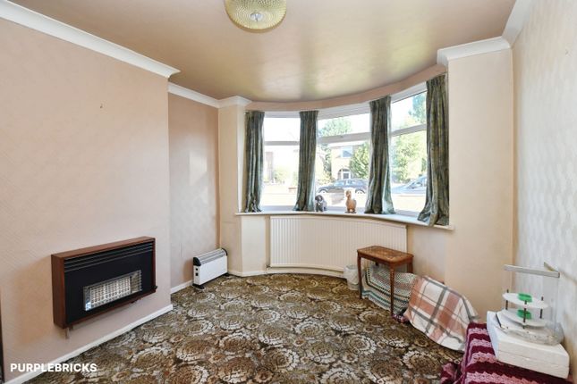 Western Crescent, Lincoln photo 3