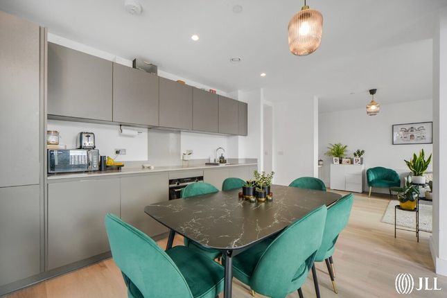 Flat 9, Malt House, 1, Barley Lane, London photo 2