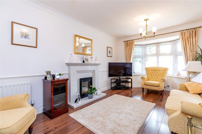 Detached house for sale in South Meadow, Ambrosden, Bicester, Oxfordshire