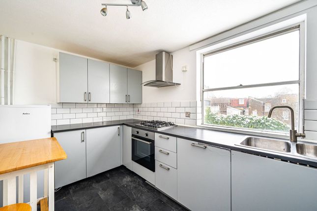 Thumbnail Flat to rent in Parkhurst Road, Holloway, London