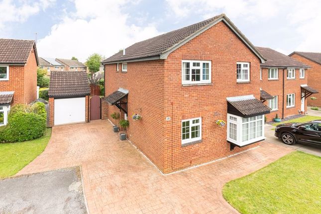 Detached house for sale in Norris Close, Abingdon