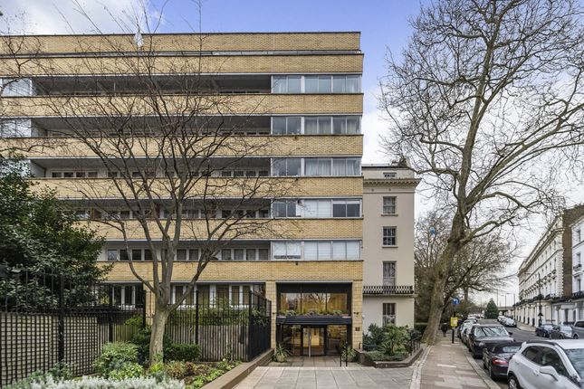 Porchester Square, London photo 3