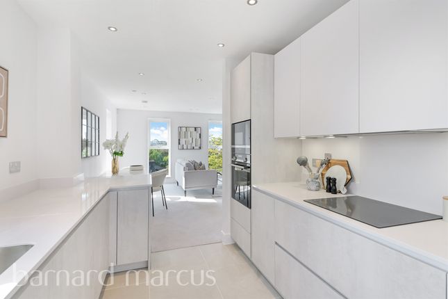 Show-Home, Eldon Court, Flat 13/plot 12, Eldon Park, London photo 4